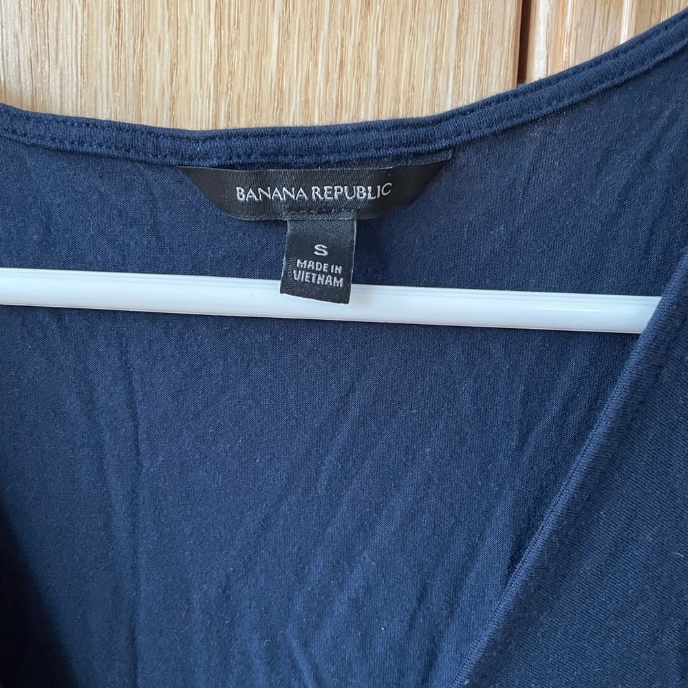 Banana Republic Classy Tank Top // Navy // Size: Small - Picture 3 of 3